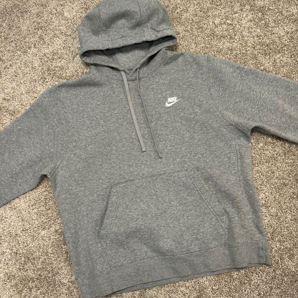 Nike Sportswear‎ Club Fleece Hoodie Sweatshirt Men Medium Gray Pullover Swoosh
